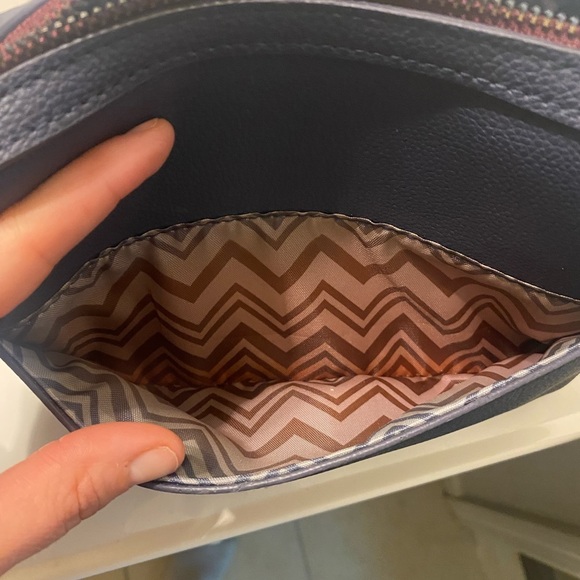 Missoni for Saudia Airlines Travel Bag Navy Blue NWOT - Picture 8 of 9